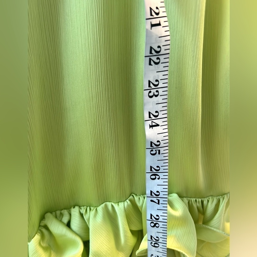 NWT Trina Turk, Women's Floral Hem Cocktail Dress in Limeade, Unique, Size XS - Picture 14 of 14